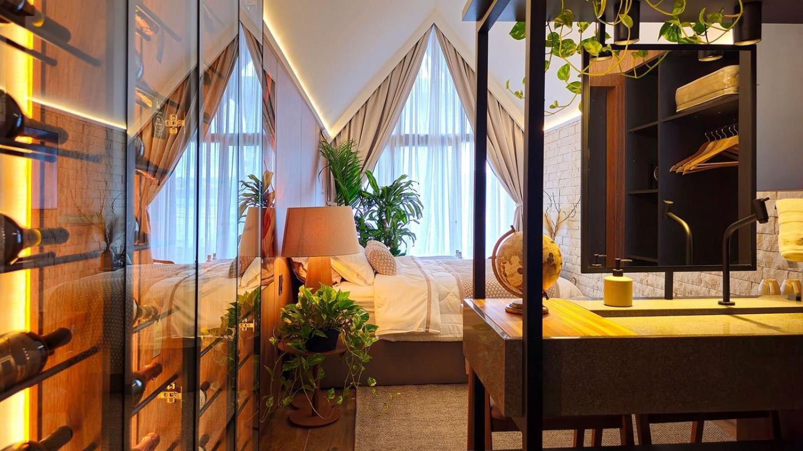 Pinot Noir - Cabanaurbana Apartment *